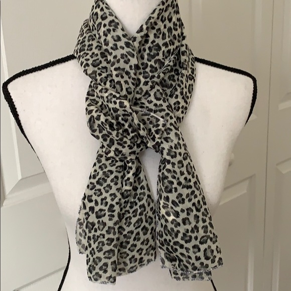 Accessories - Leopard Print Scarf in Black and White
